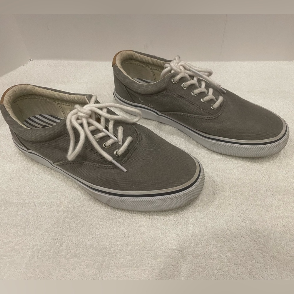 Mens Sperry Top Sider canvas deck shoes. Sz 8. Grey and White.